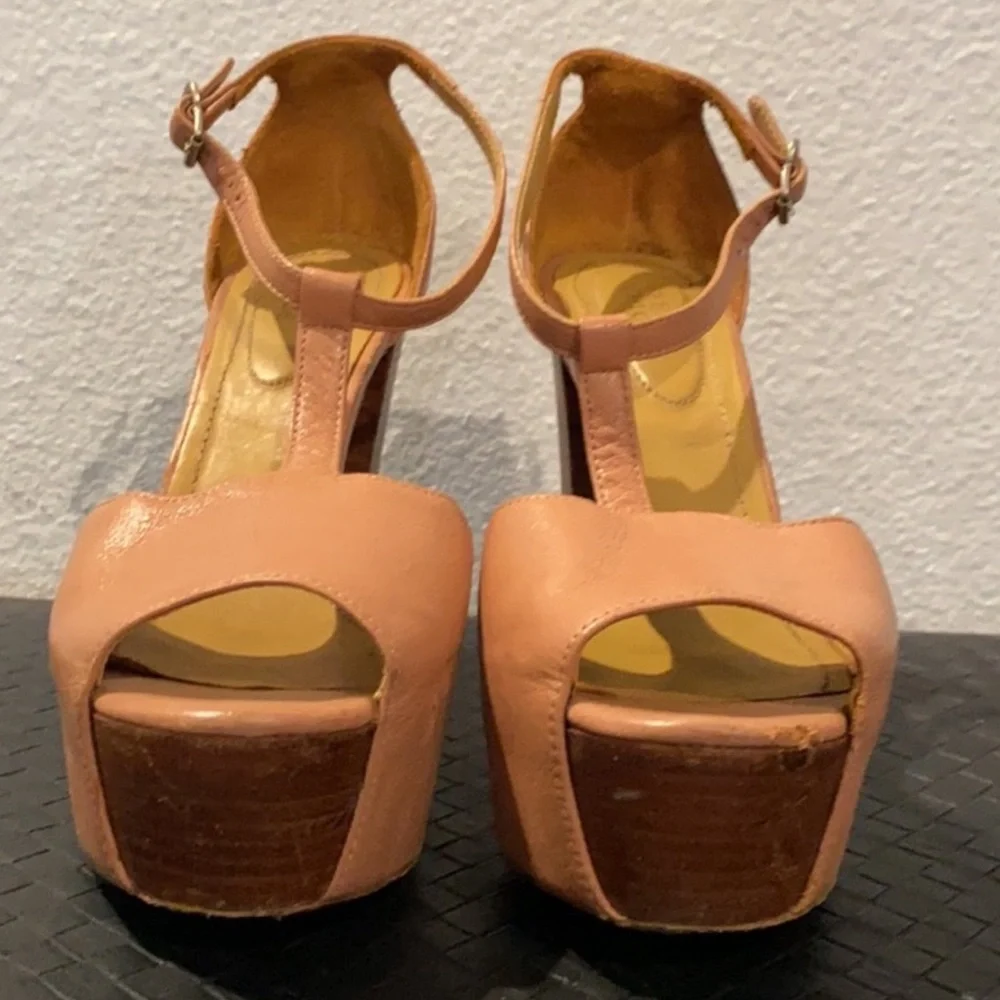 Authentic See by Chloe designer leather platform heels 6.5